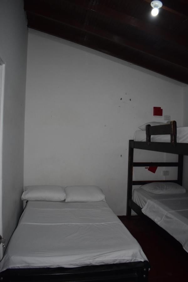 Esmed Hostel Medellín Zewnętrze zdjęcie