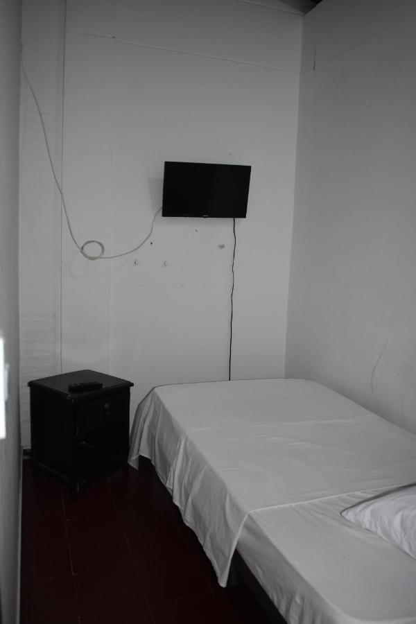 Esmed Hostel Medellín Zewnętrze zdjęcie