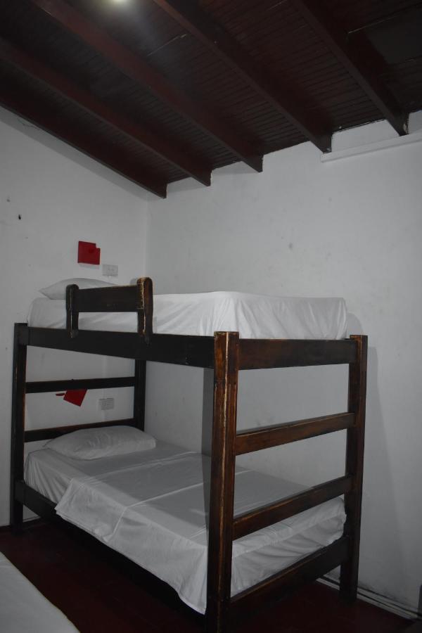 Esmed Hostel Medellín Zewnętrze zdjęcie