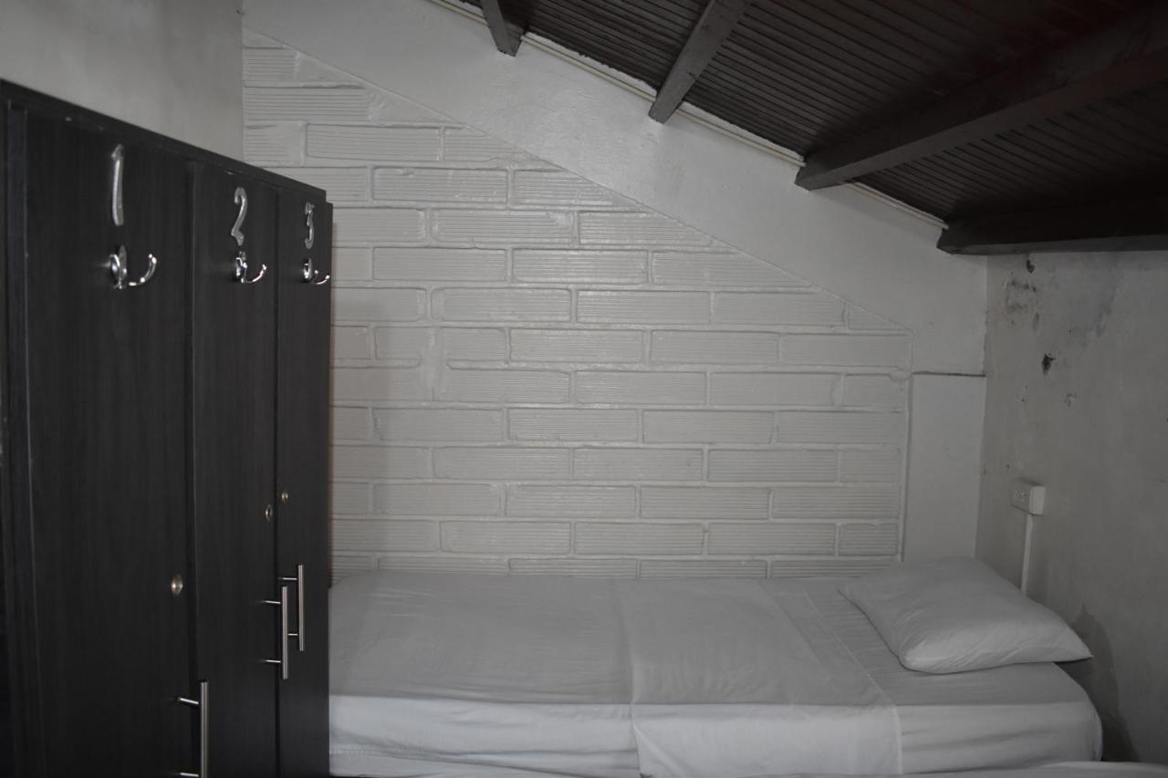 Esmed Hostel Medellín Zewnętrze zdjęcie